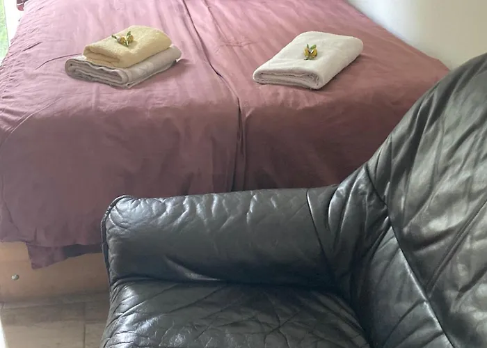 Selbst Check In 30 Zone Internet, Waschmaschine, Free Parkplatz *